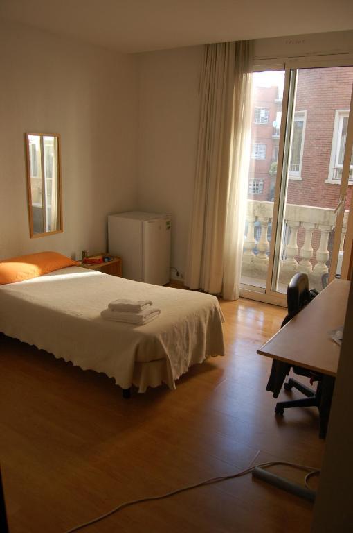 Residencia Universitaria Augusta Bed & Breakfast Barcelona Room photo